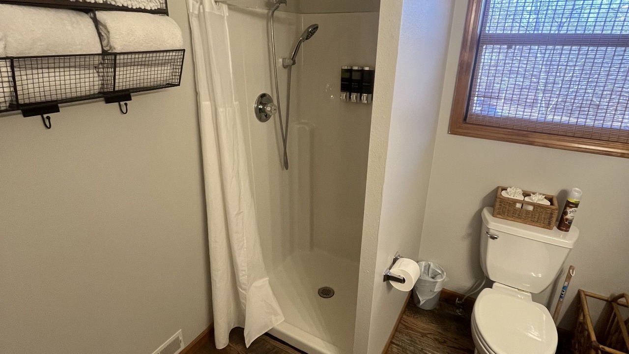 Photo of Bathroom in Golden