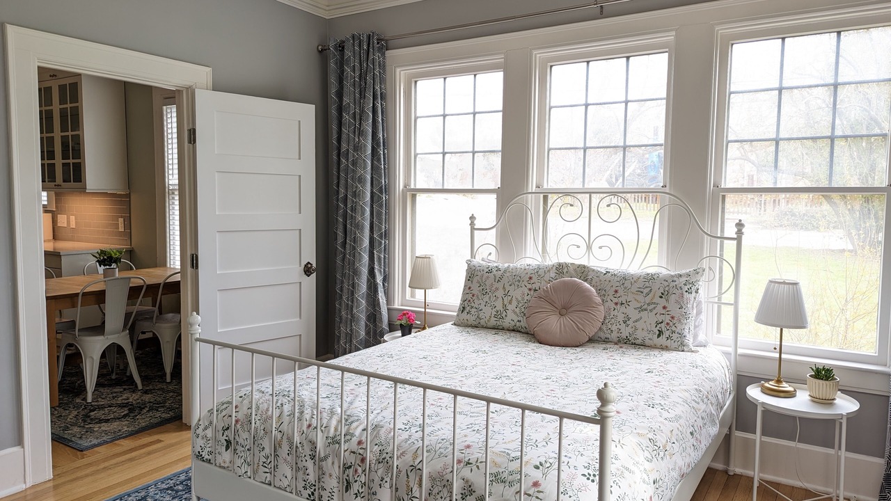 Photo of Bedroom in Triangle State