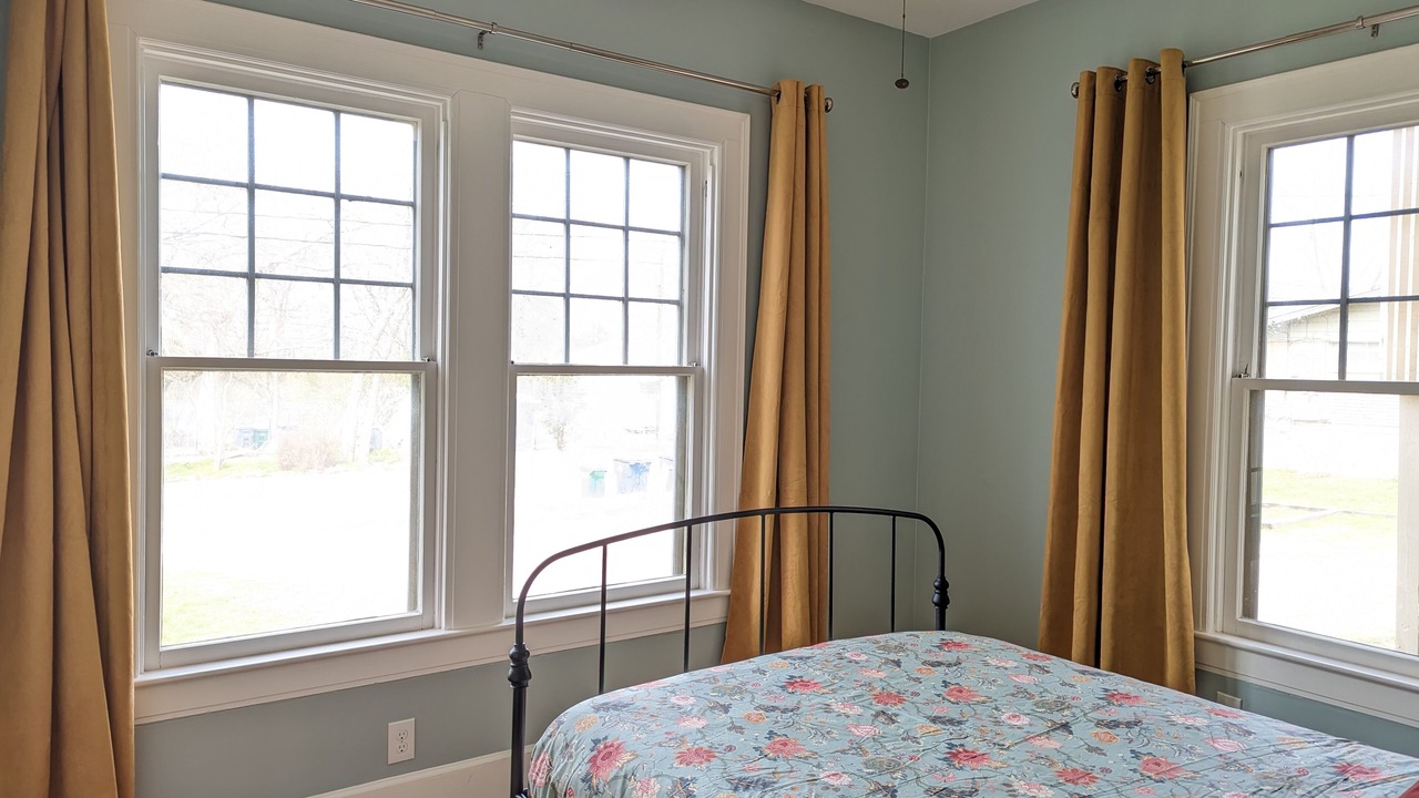 Photo of Bedroom in Triangle State