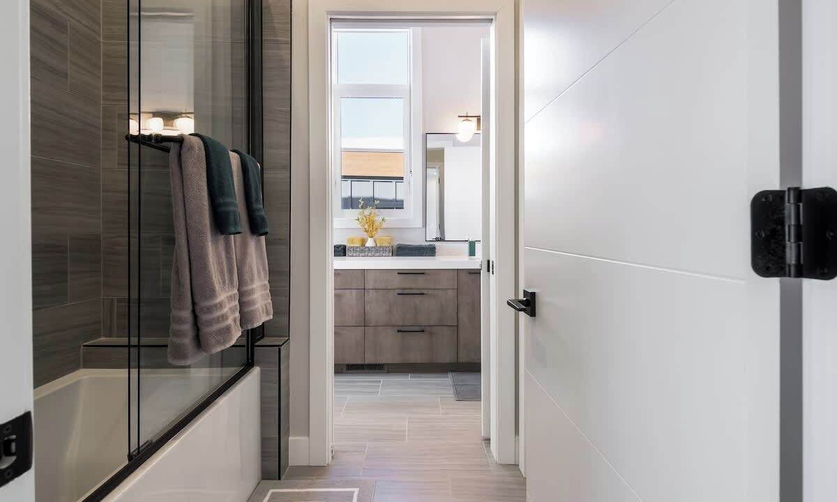 Photo of Bathroom in Hideout