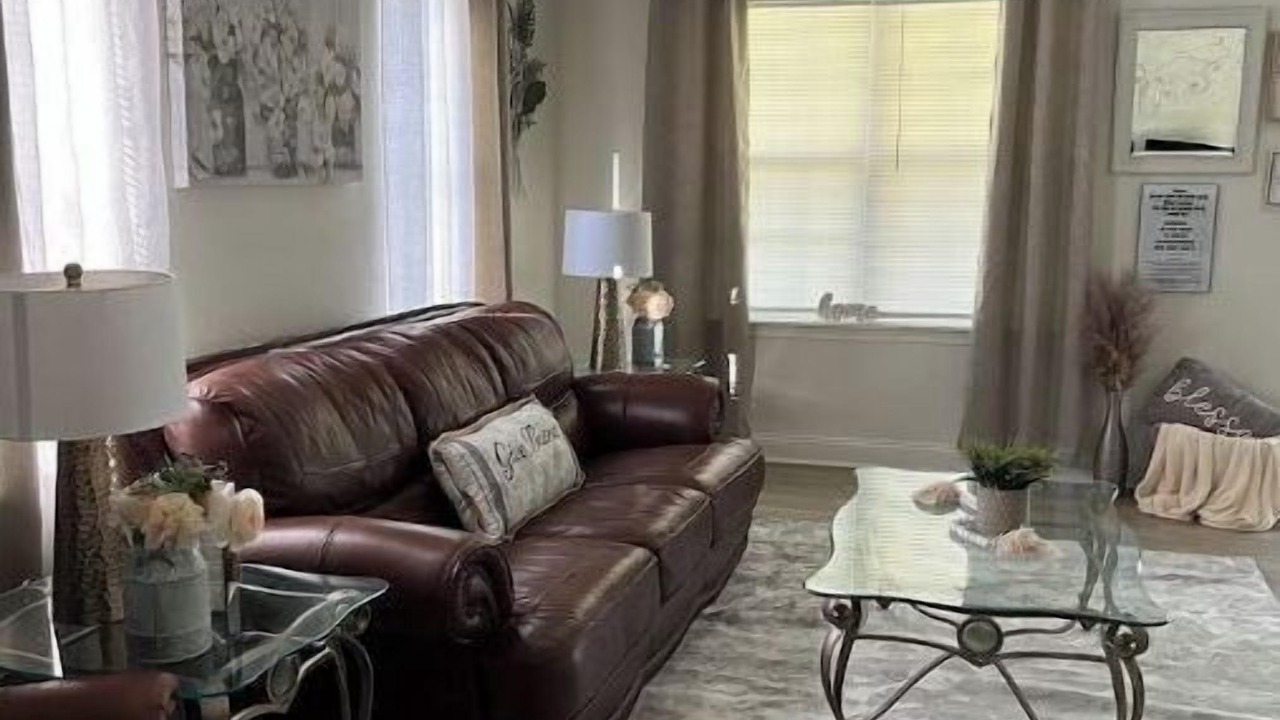Photo of Livingroom in Port Arthur