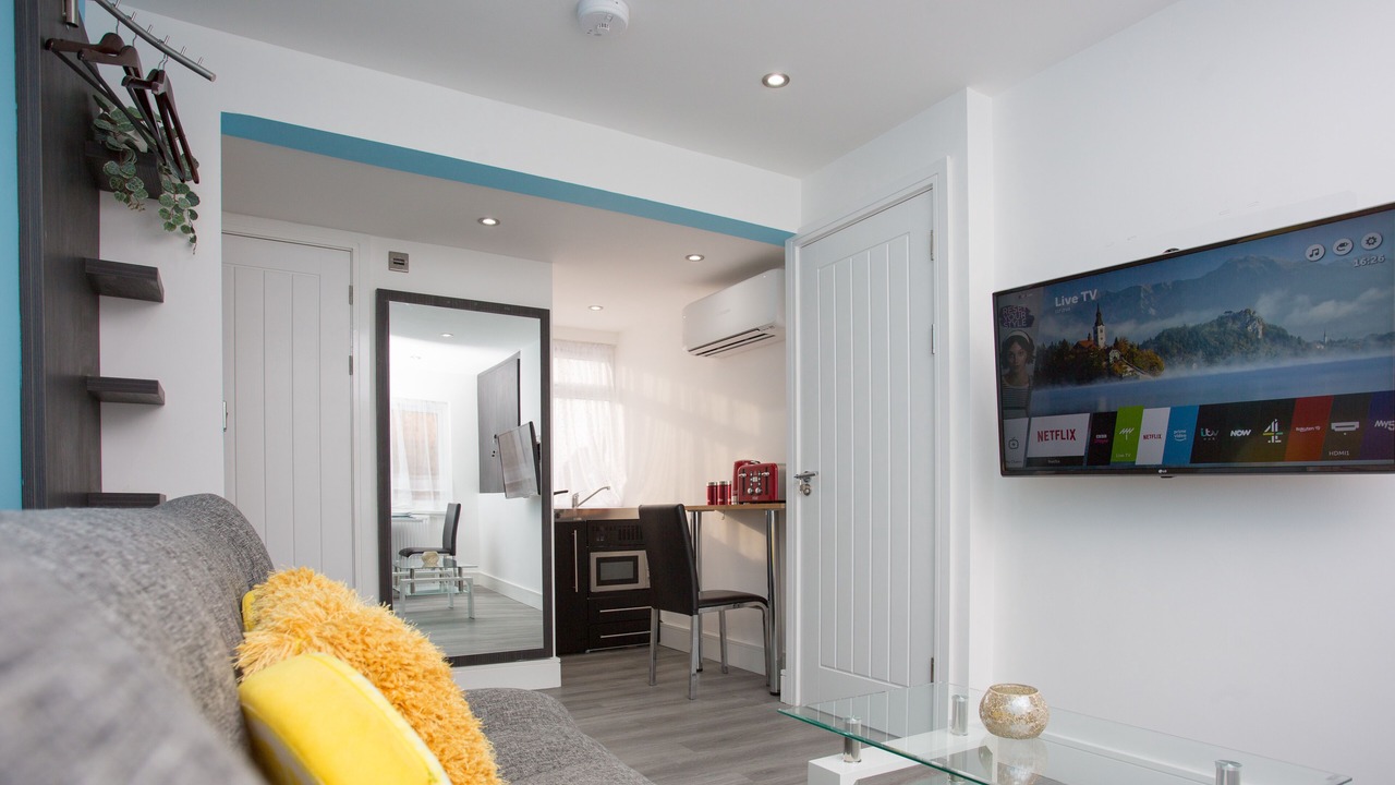 Photo of Livingroom in George Green