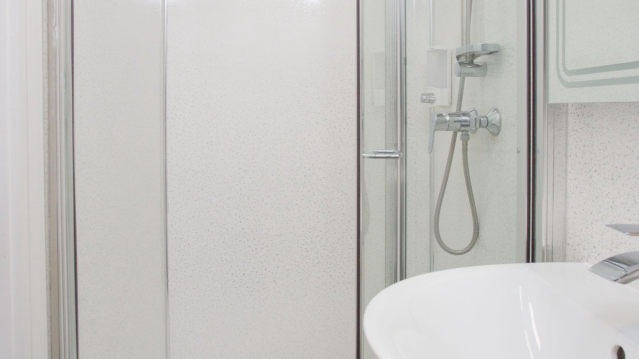 Photo of Bathroom in George Green