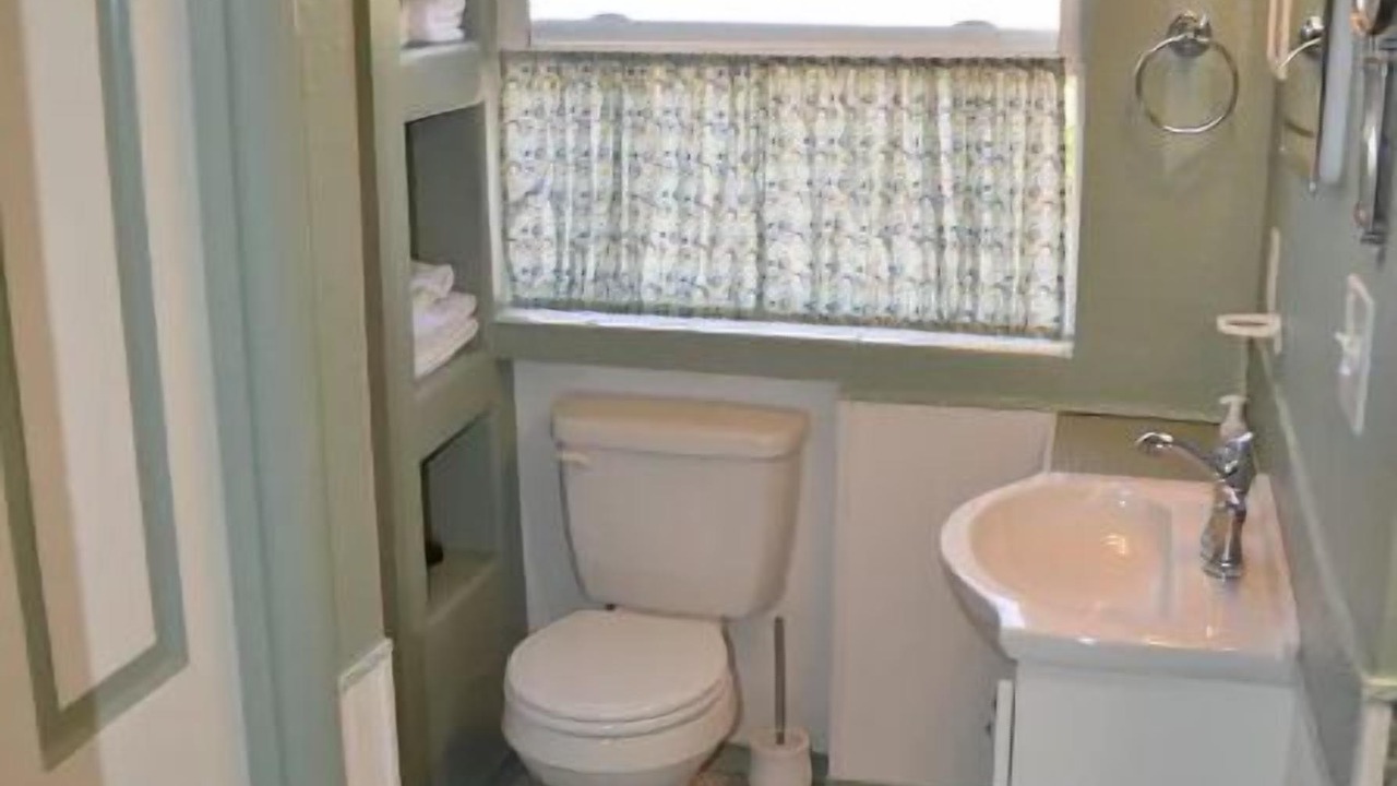 Photo of Bathroom in Central Colorado Springs