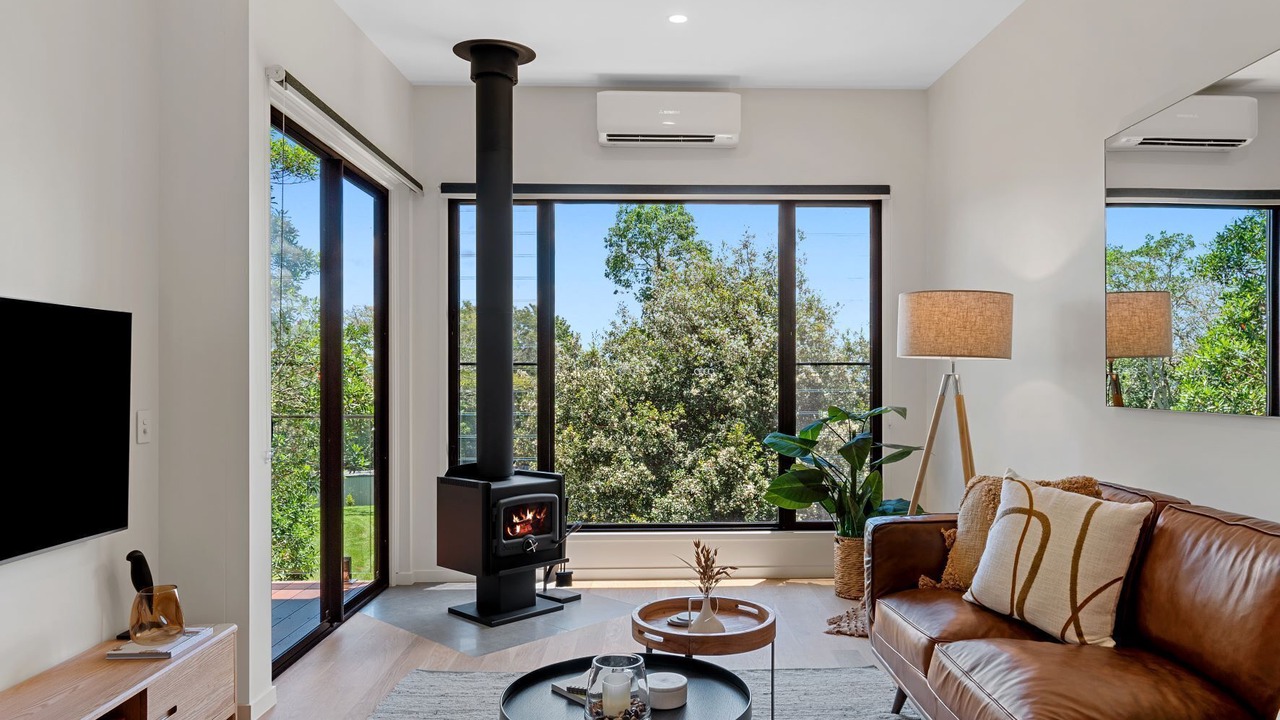 Photo of Livingroom in Booroobin