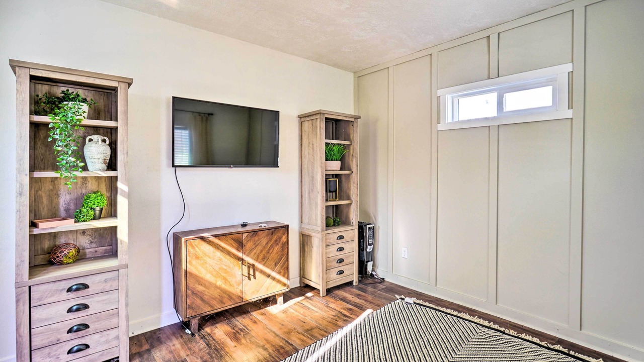 Photo of Bedroom in Woods Cross