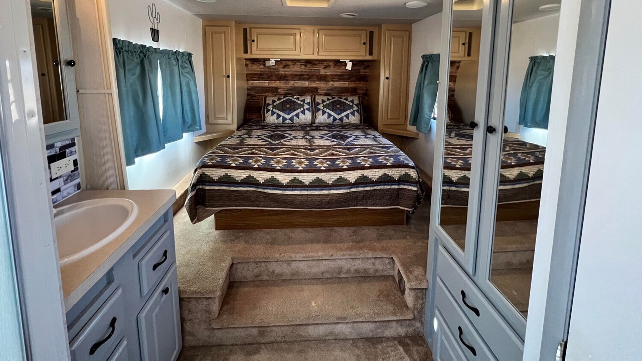 Photo of Bedroom in McNeal