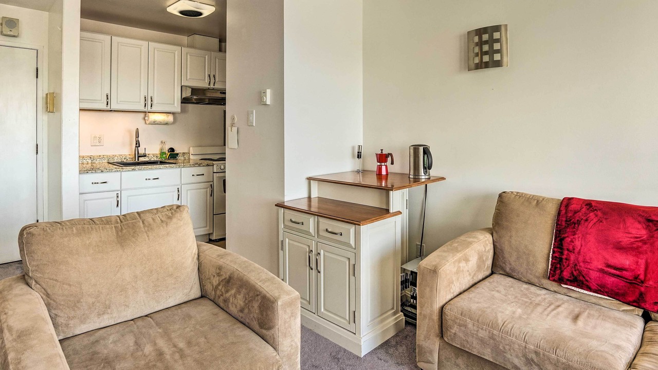 Photo of Livingroom in Emeryville