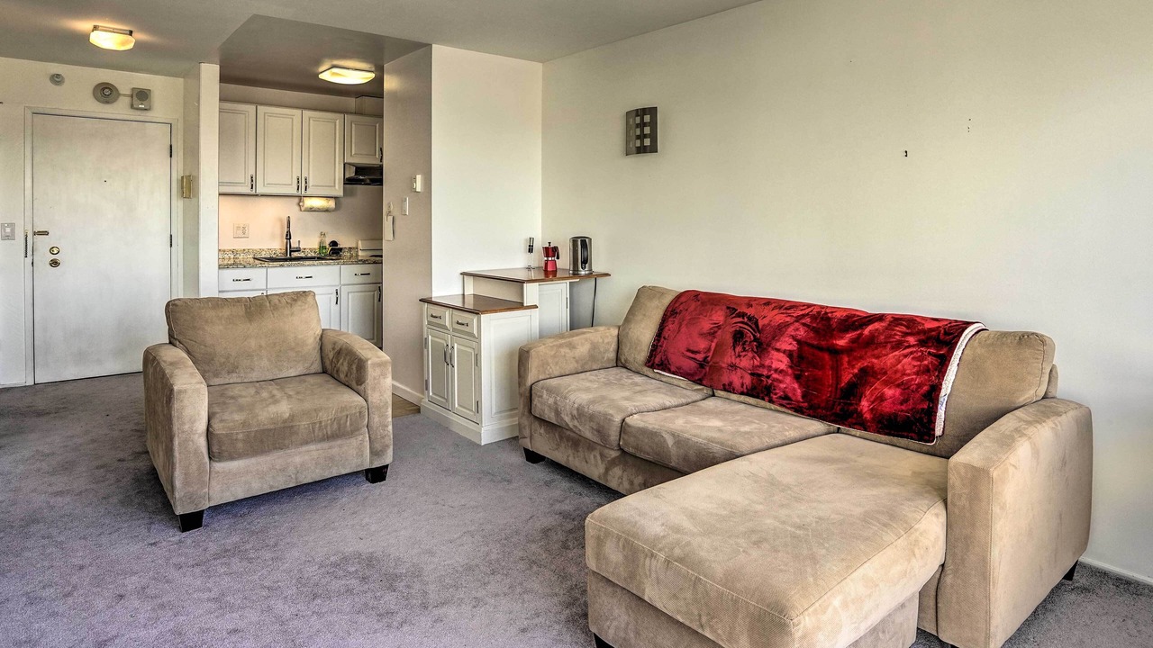 Photo of Livingroom in Emeryville