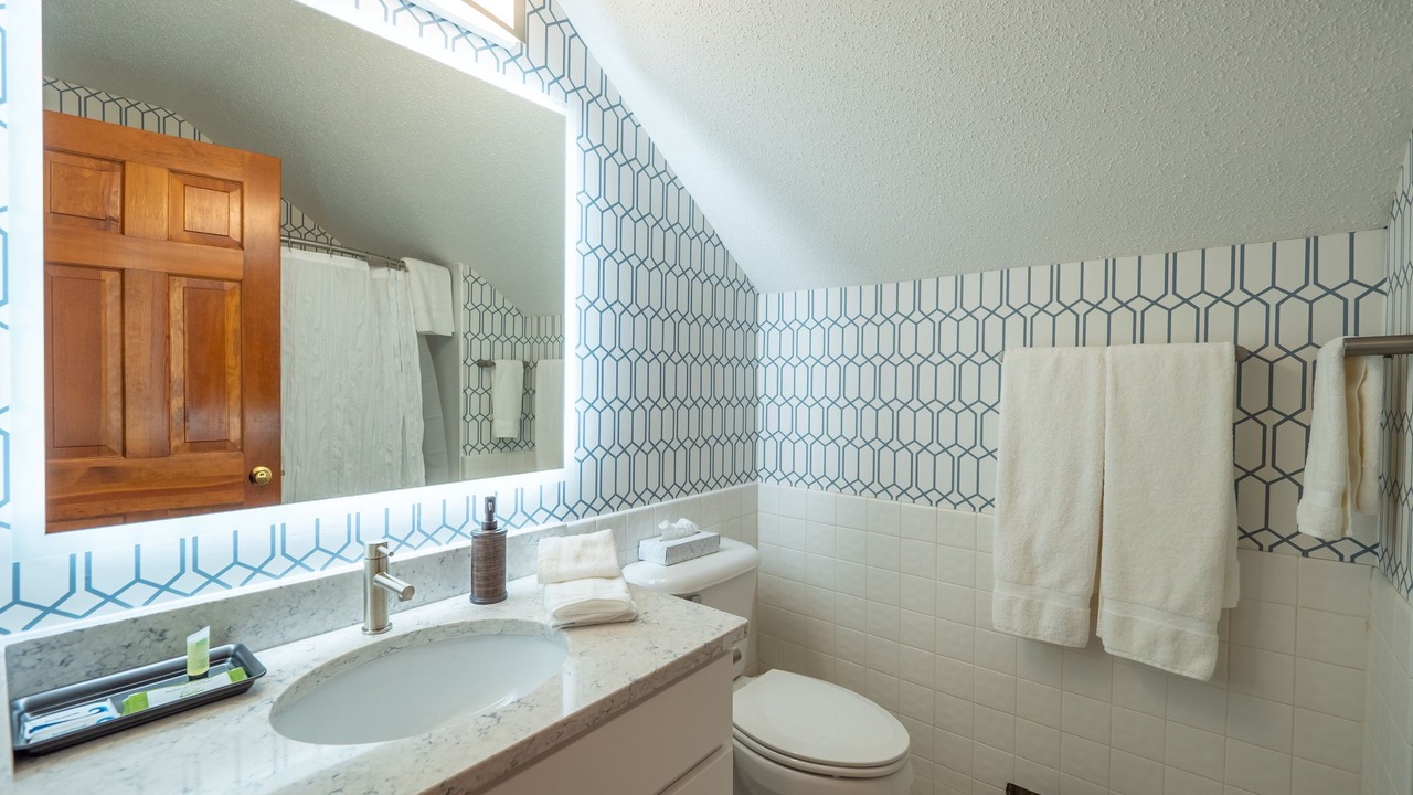 Photo of Bathroom in Canadian Lakes