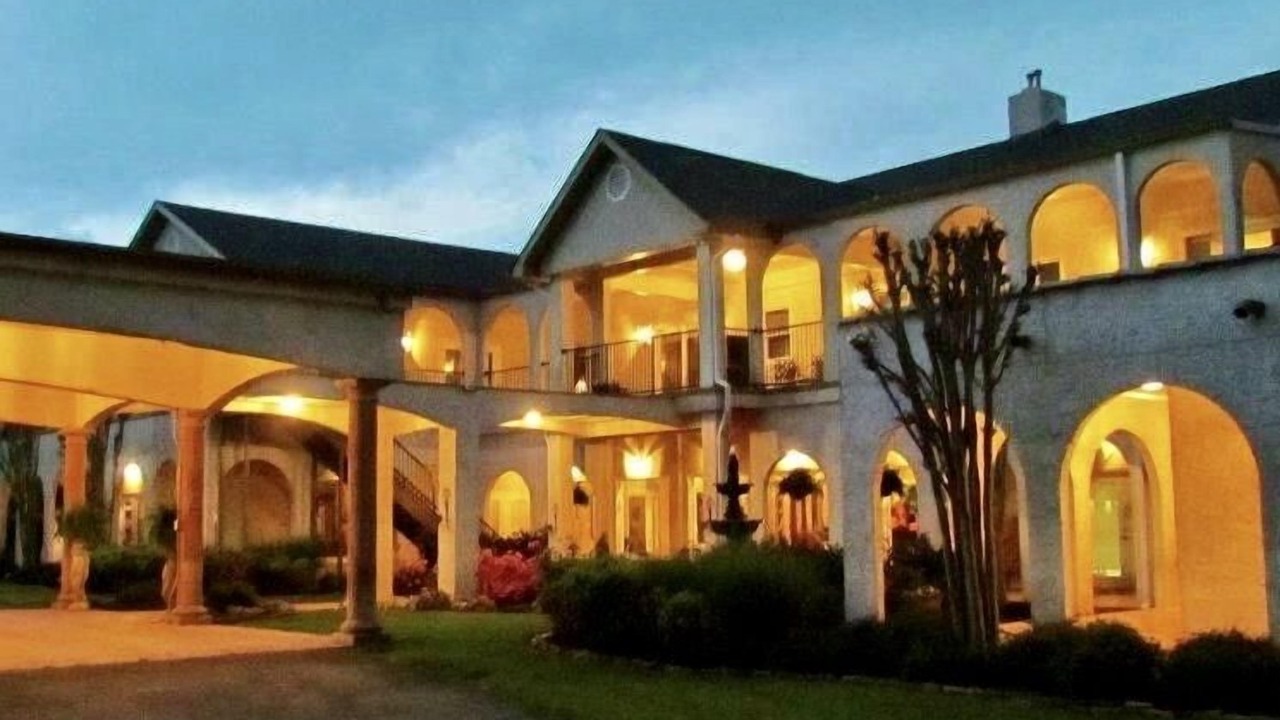 Photo of Outdoor in Lookout Valley Neighborhood Association