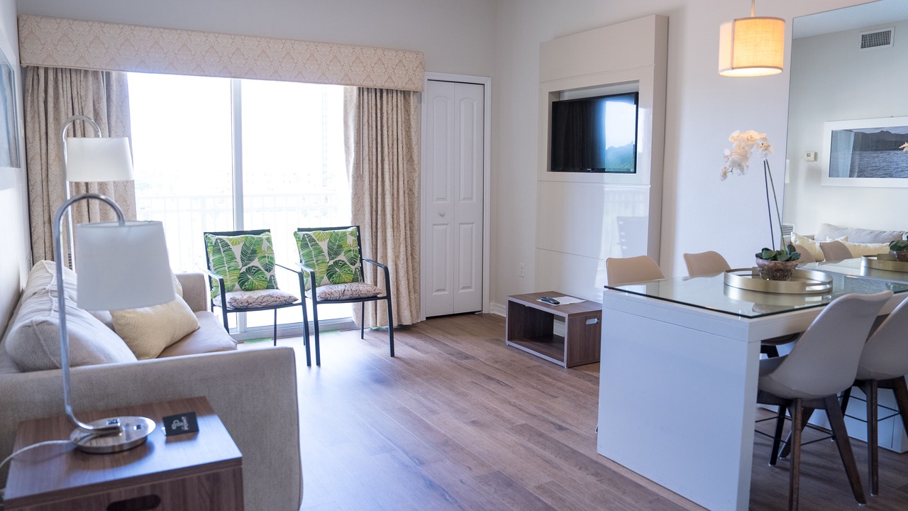 Photo of Livingroom in Florida Center