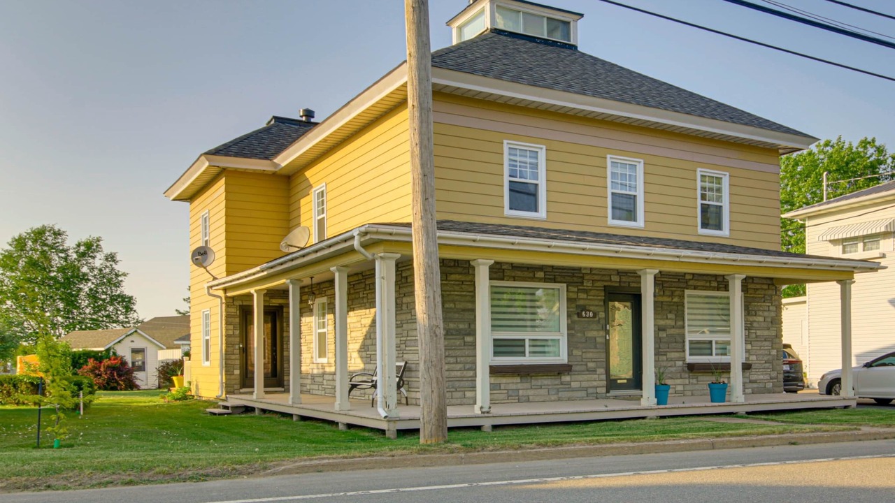 Photo of Others in Deschaillons-sur-St-Laurent