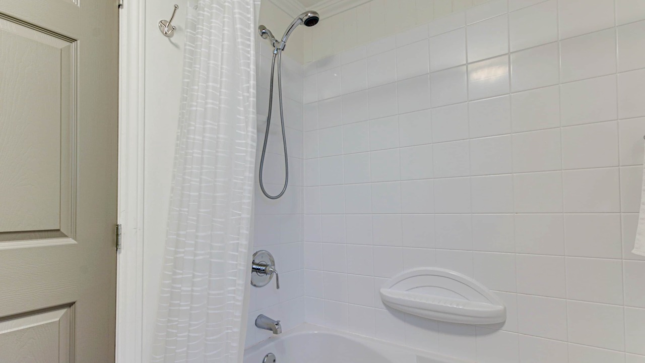 Photo of Bathroom in Leclercville