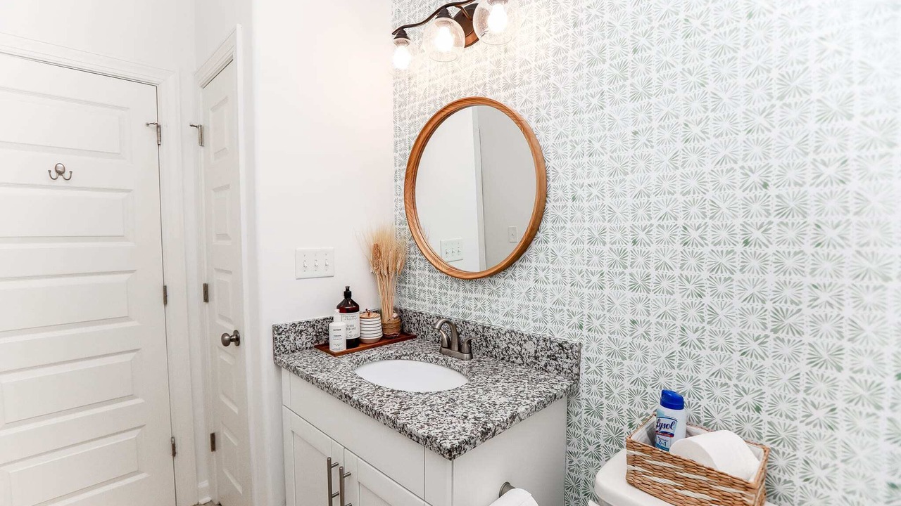 Photo of Bathroom in East Ocean View