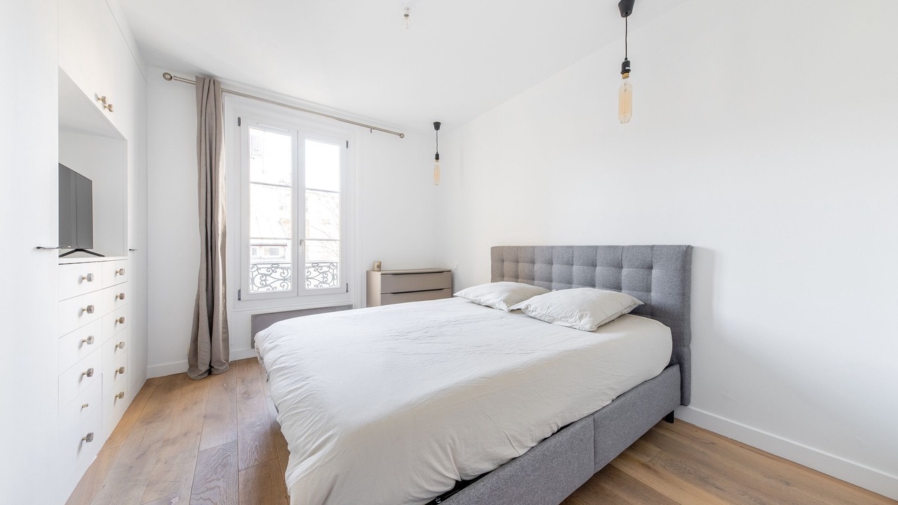 Photo of Bedroom in Levallois-Perret