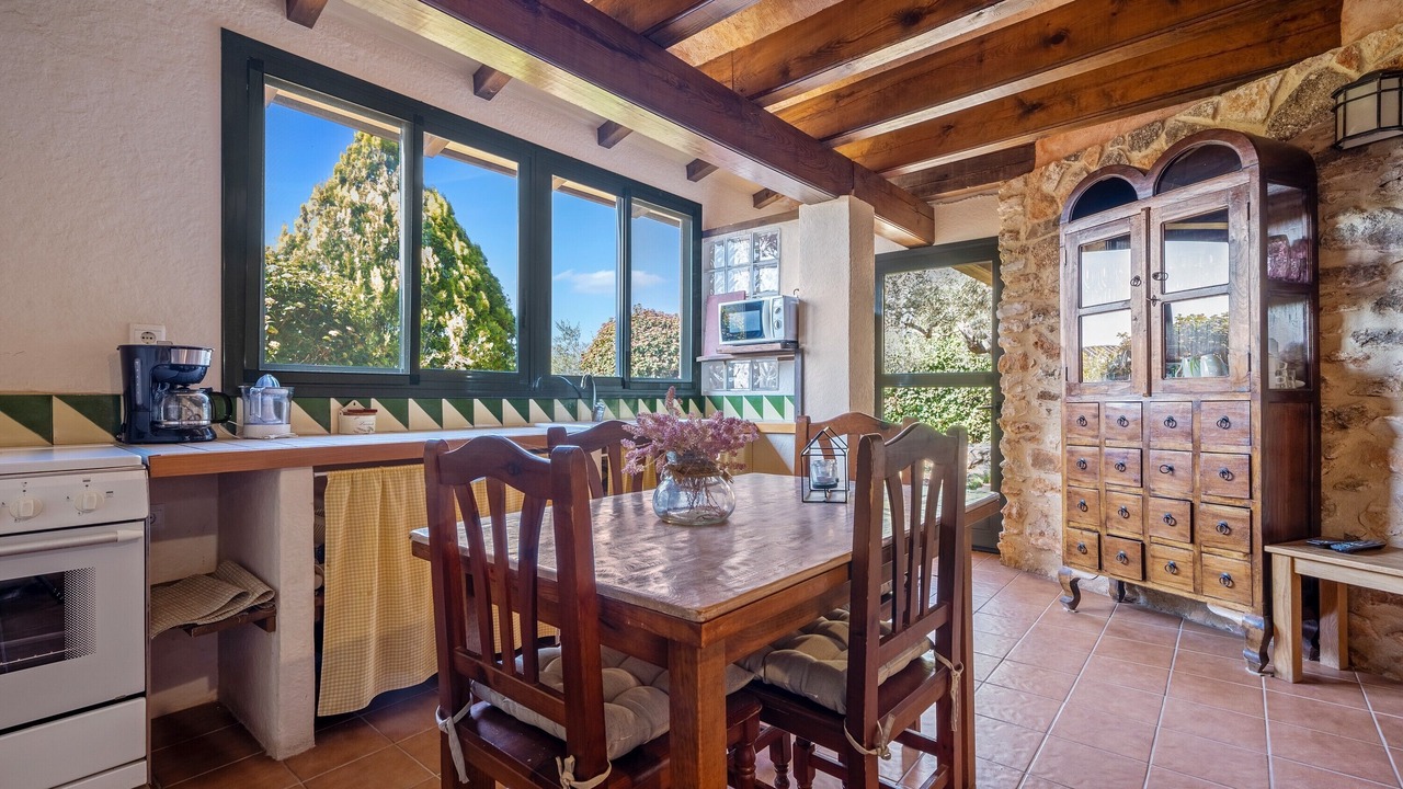 Photo of Kitchen in El Perello