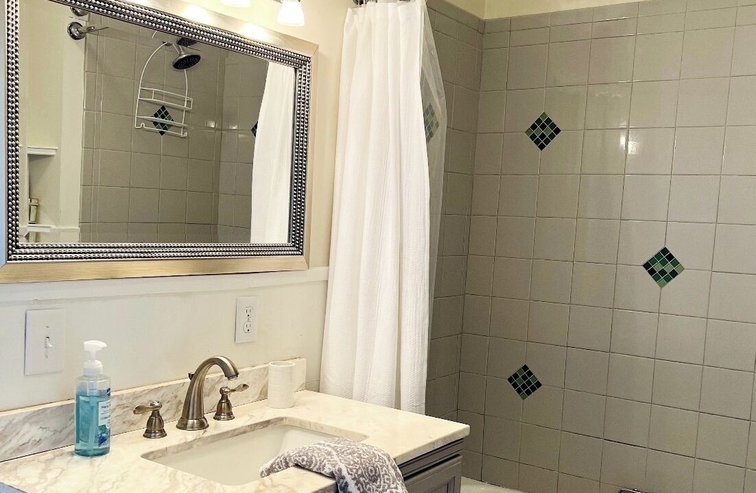 Photo of Bathroom in Crowley