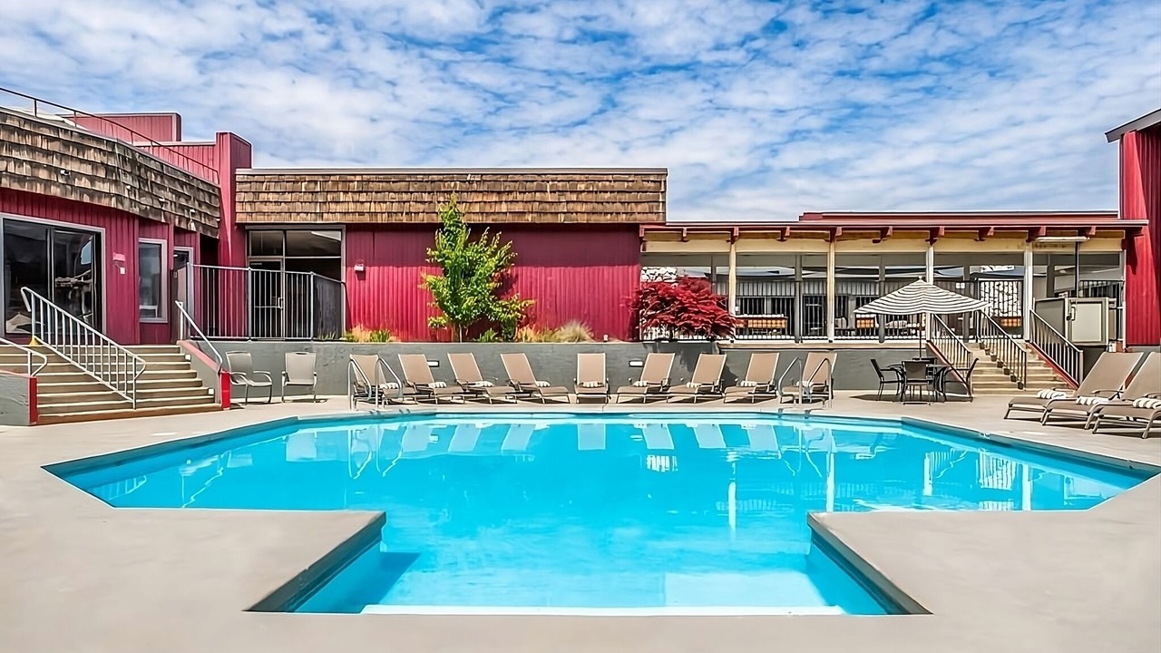 Photo of Outdoor in Tri-Cities