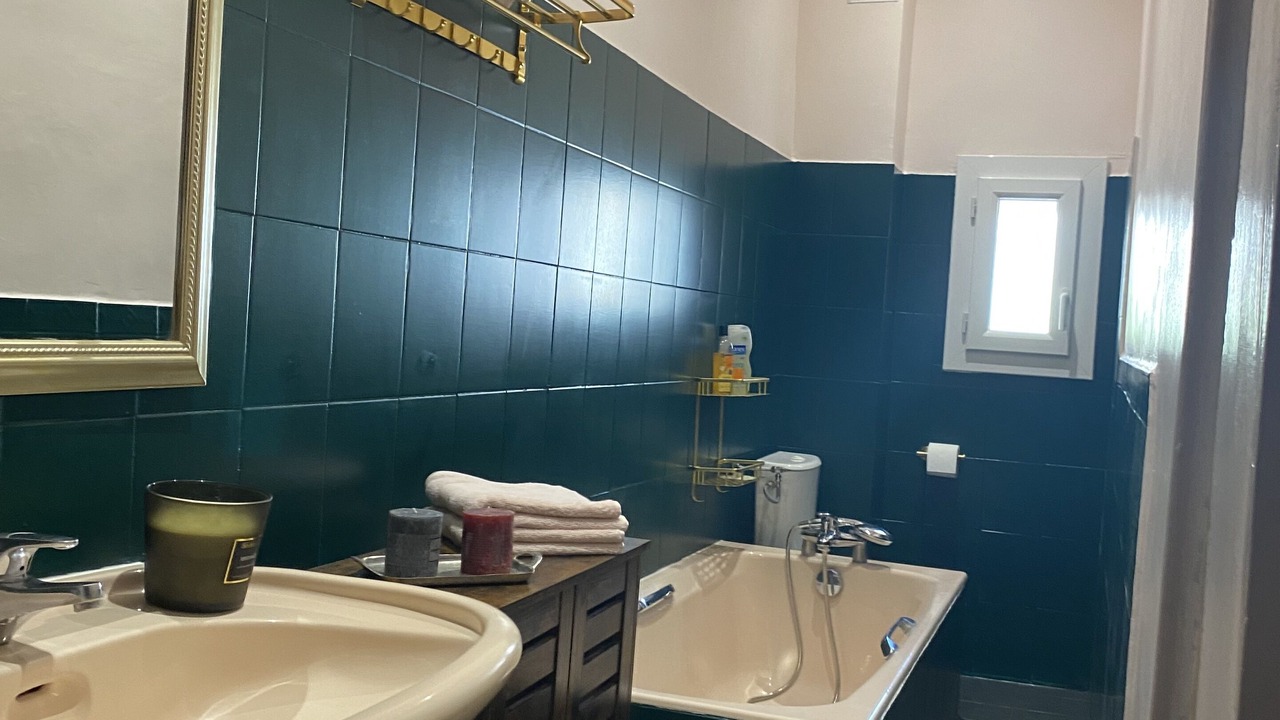 Photo of Bathroom in Manosque