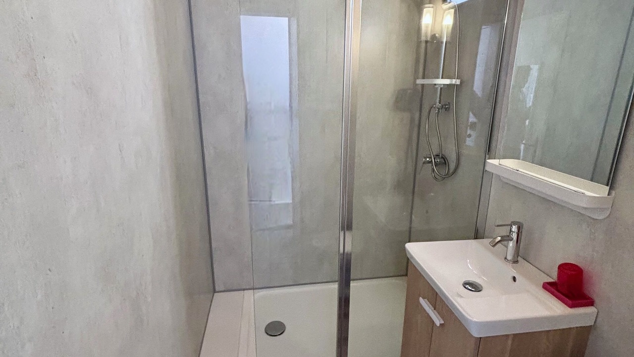 Photo of Bathroom in Calcatoggio