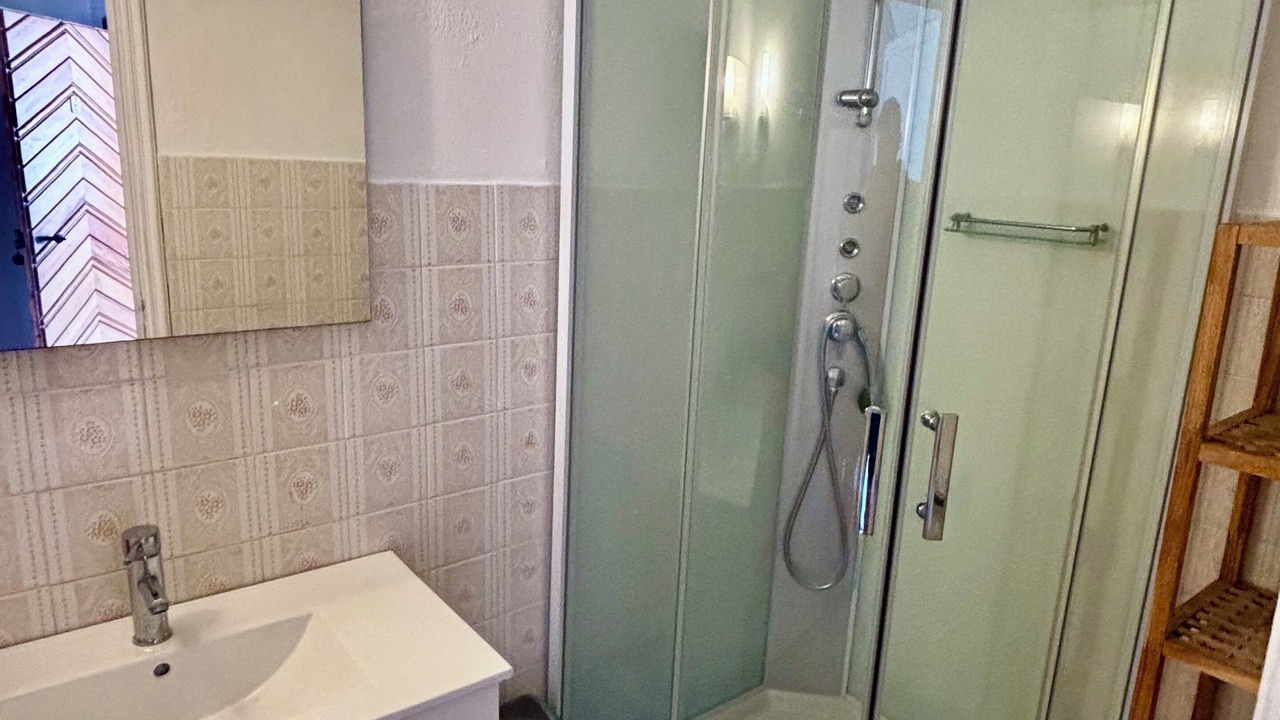 Photo of Bathroom in Calcatoggio