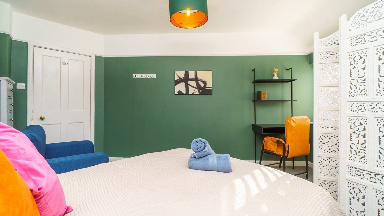 Photo of Bedroom in Pill