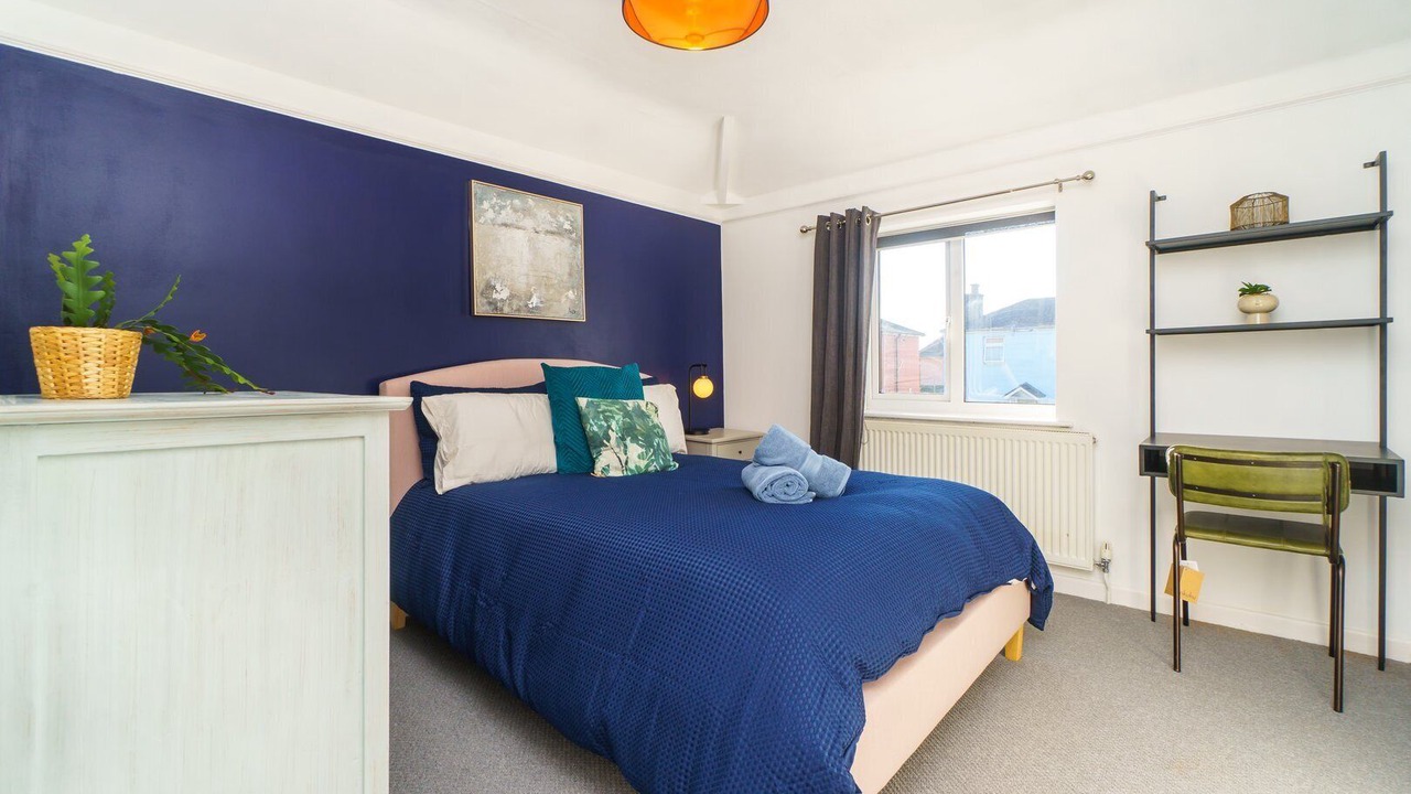 Photo of Bedroom in Pill