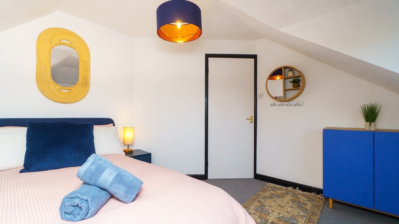 Photo of Bedroom in Pill