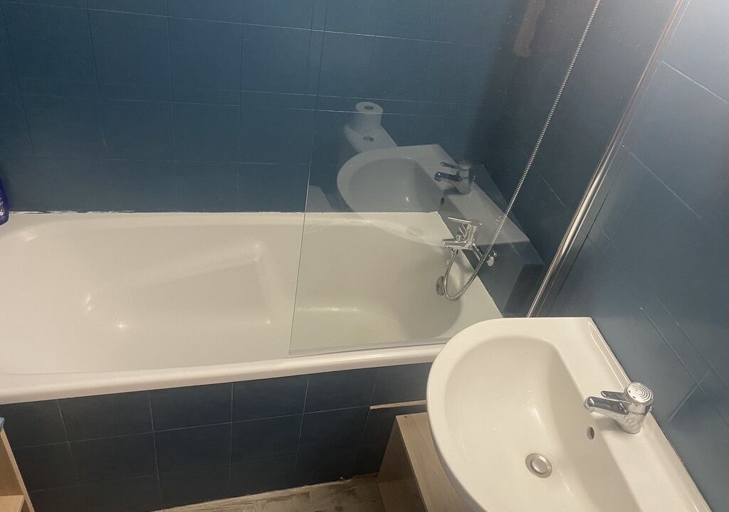 Photo of Bathroom in Manosque