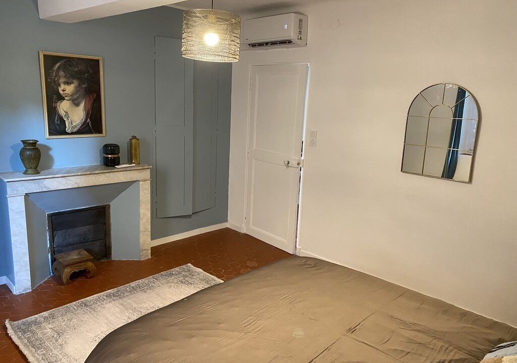 Photo of Bedroom in Manosque