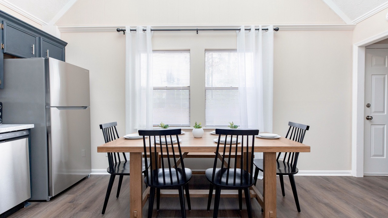Photo of Bedroom in Perry