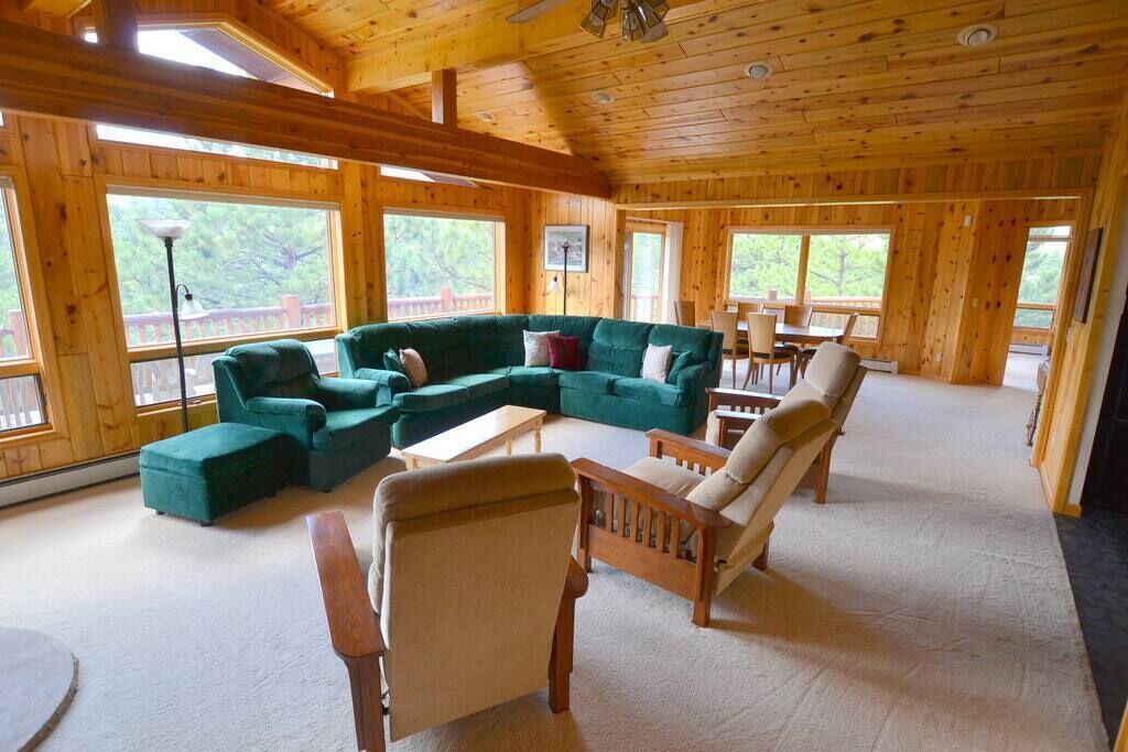 Photo of Livingroom in Carriage Hills