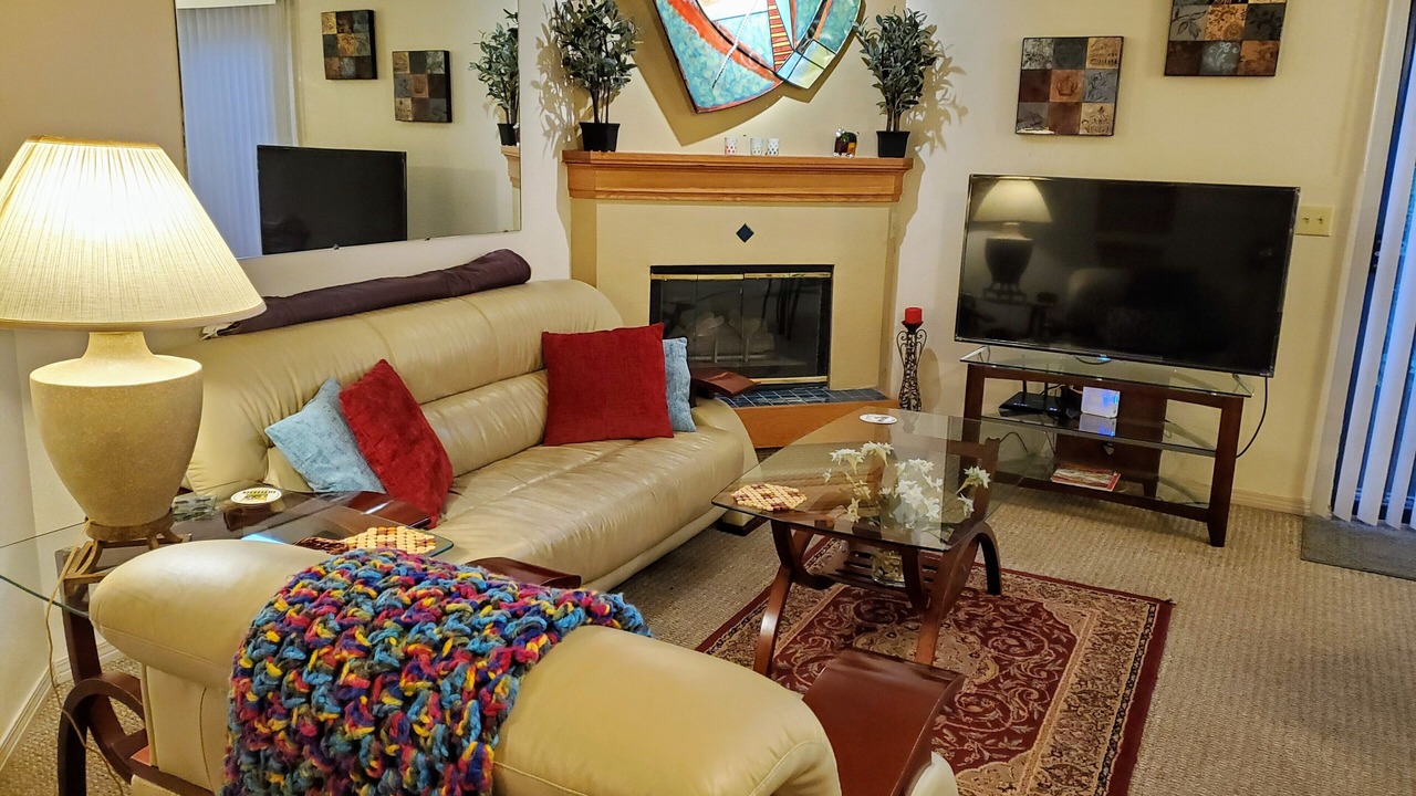 Photo of Livingroom in Greenwood Village