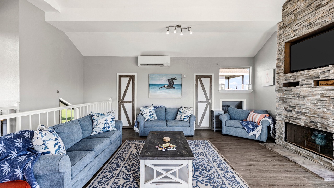 Photo of Bedroom in Pirates Beach