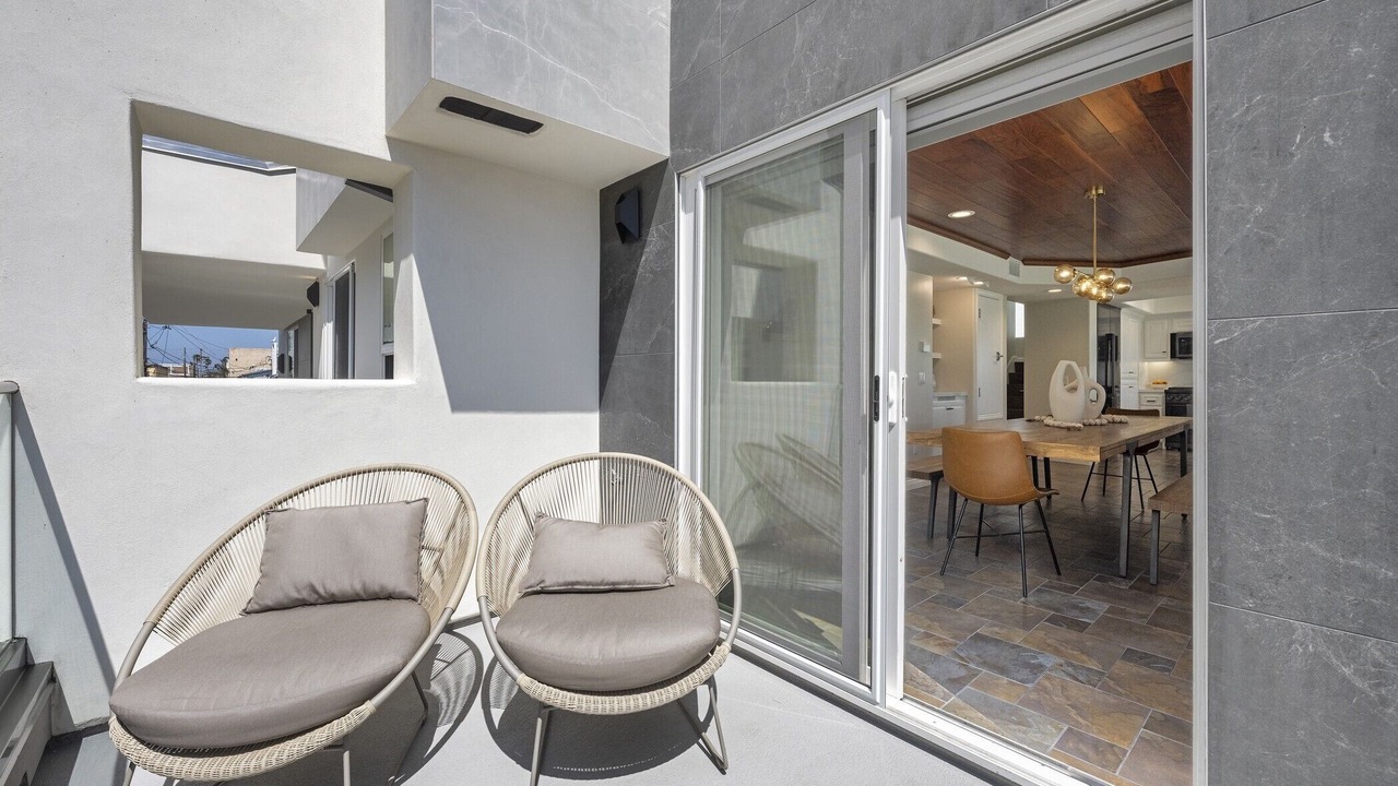 Photo of Patio Balcony in Mission Beach