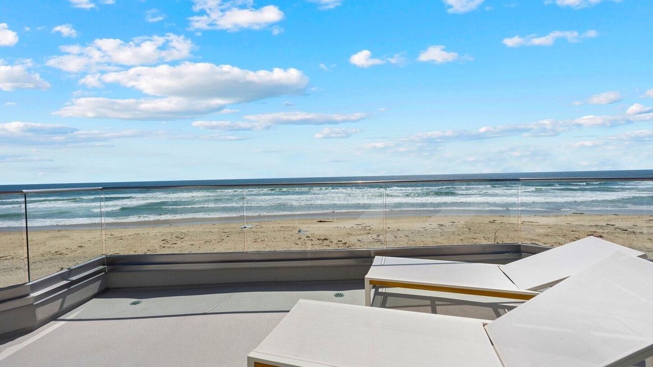 Photo of Patio Balcony in Mission Beach