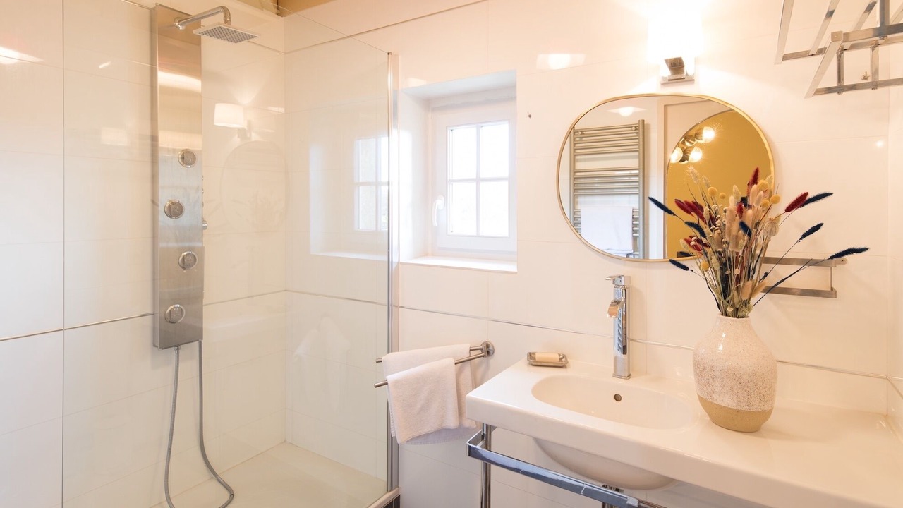 Photo of Bathroom in Malansac