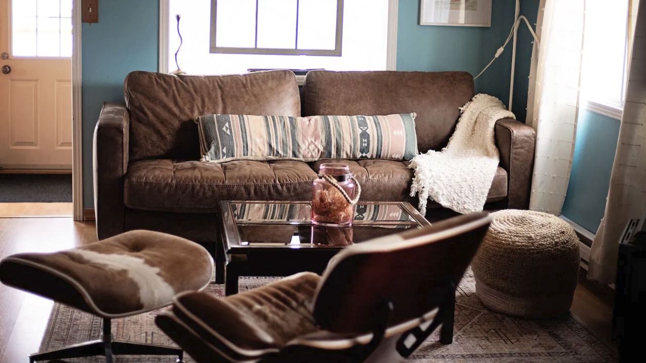 Photo of Livingroom in Wasaga Beach