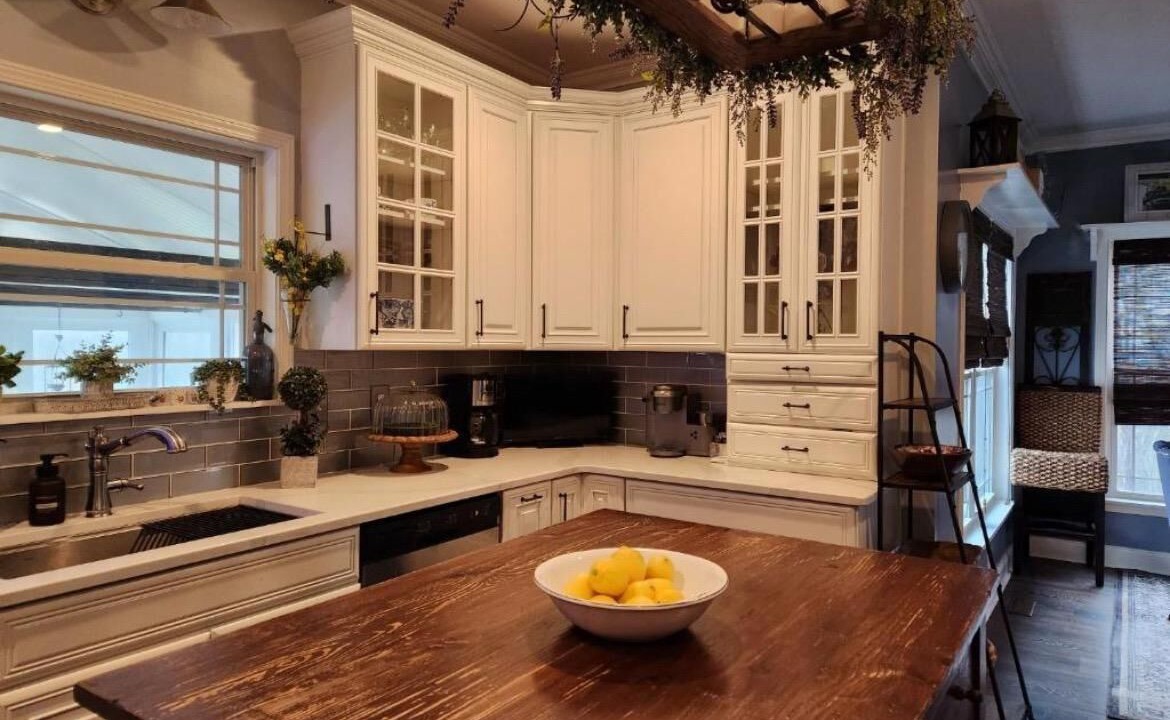 Photo of Kitchen in Pinnacle