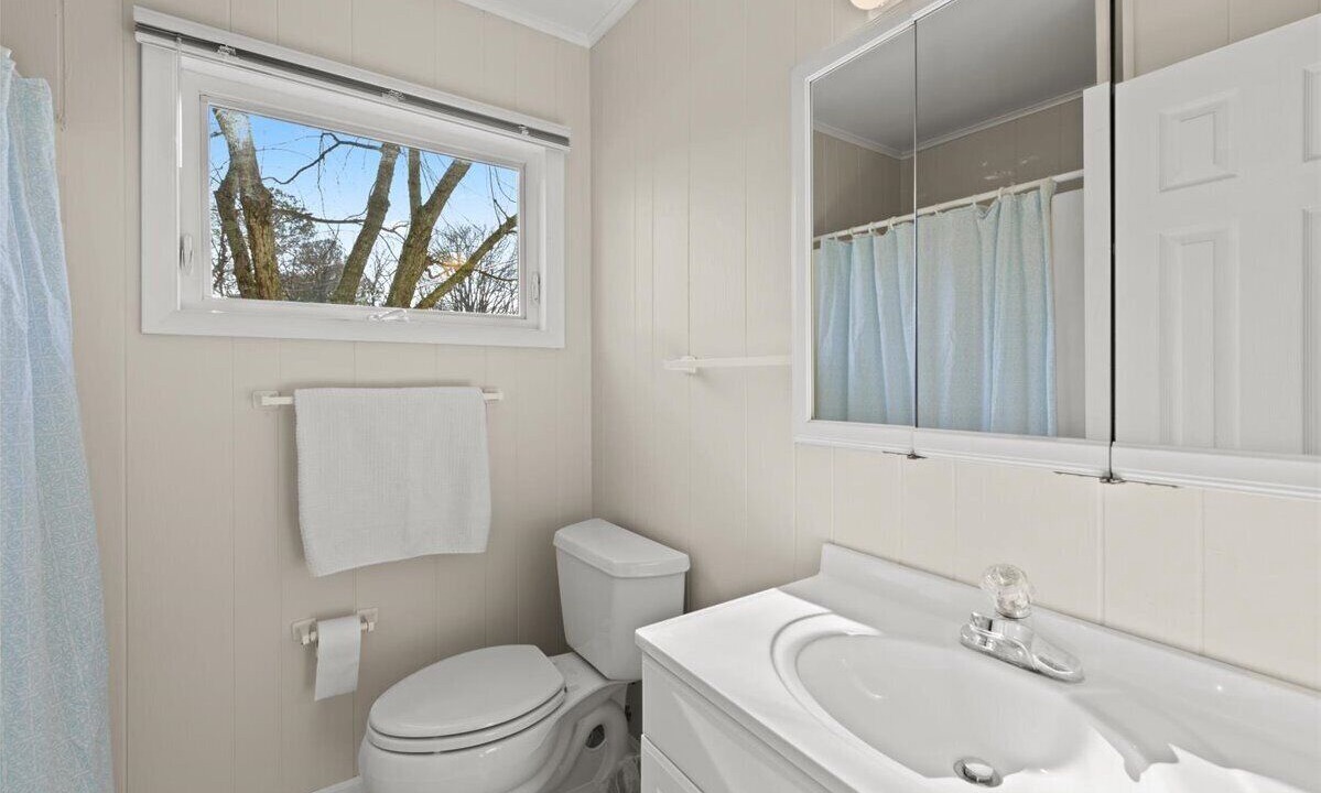 Photo of Bathroom in Bethany Beach