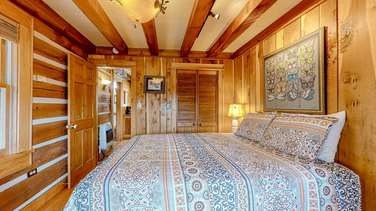 Photo of Bedroom in Fairview