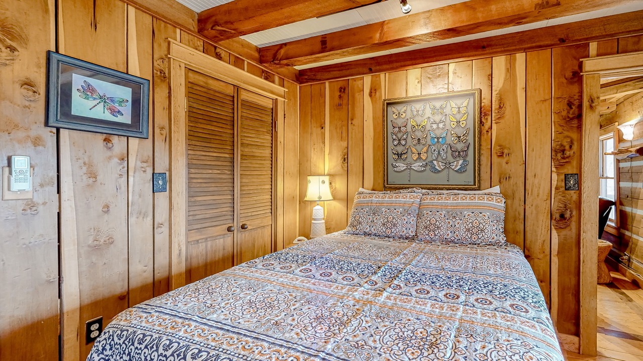 Photo of Bedroom in Fairview