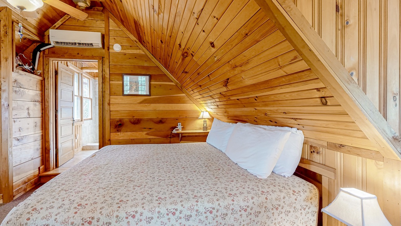 Photo of Bedroom in Fairview