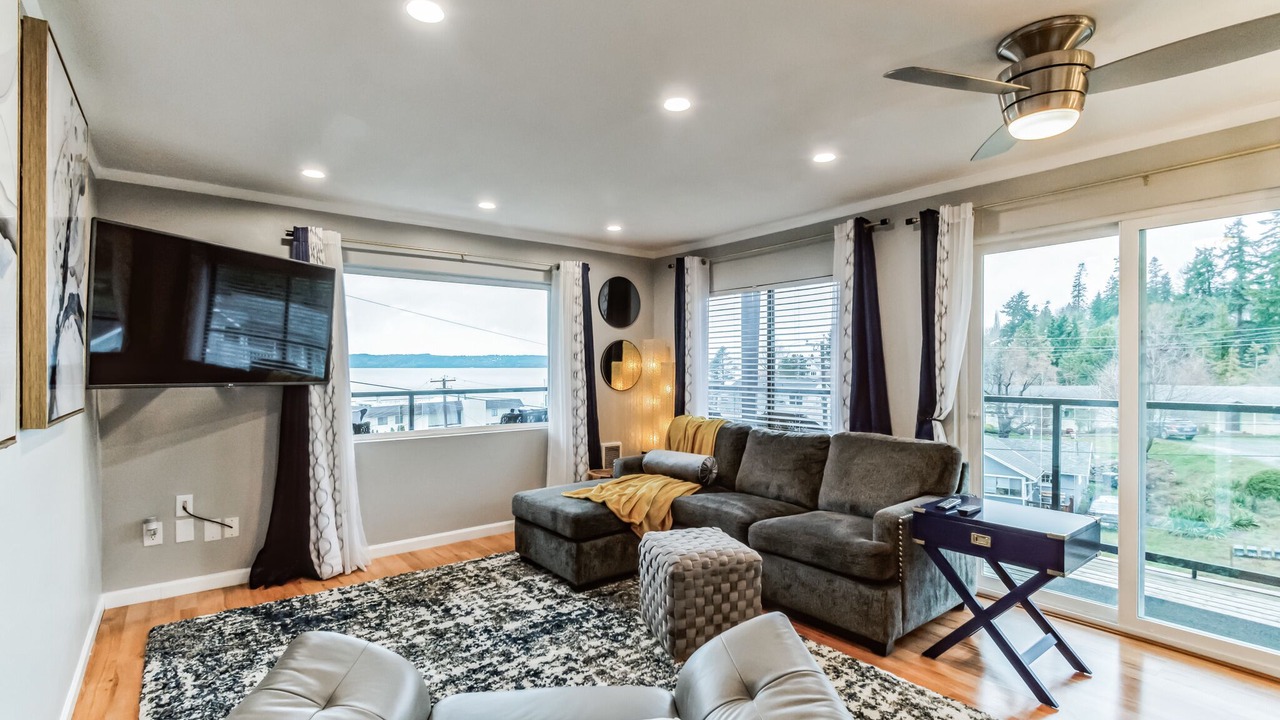 Photo of Livingroom in Des Moines