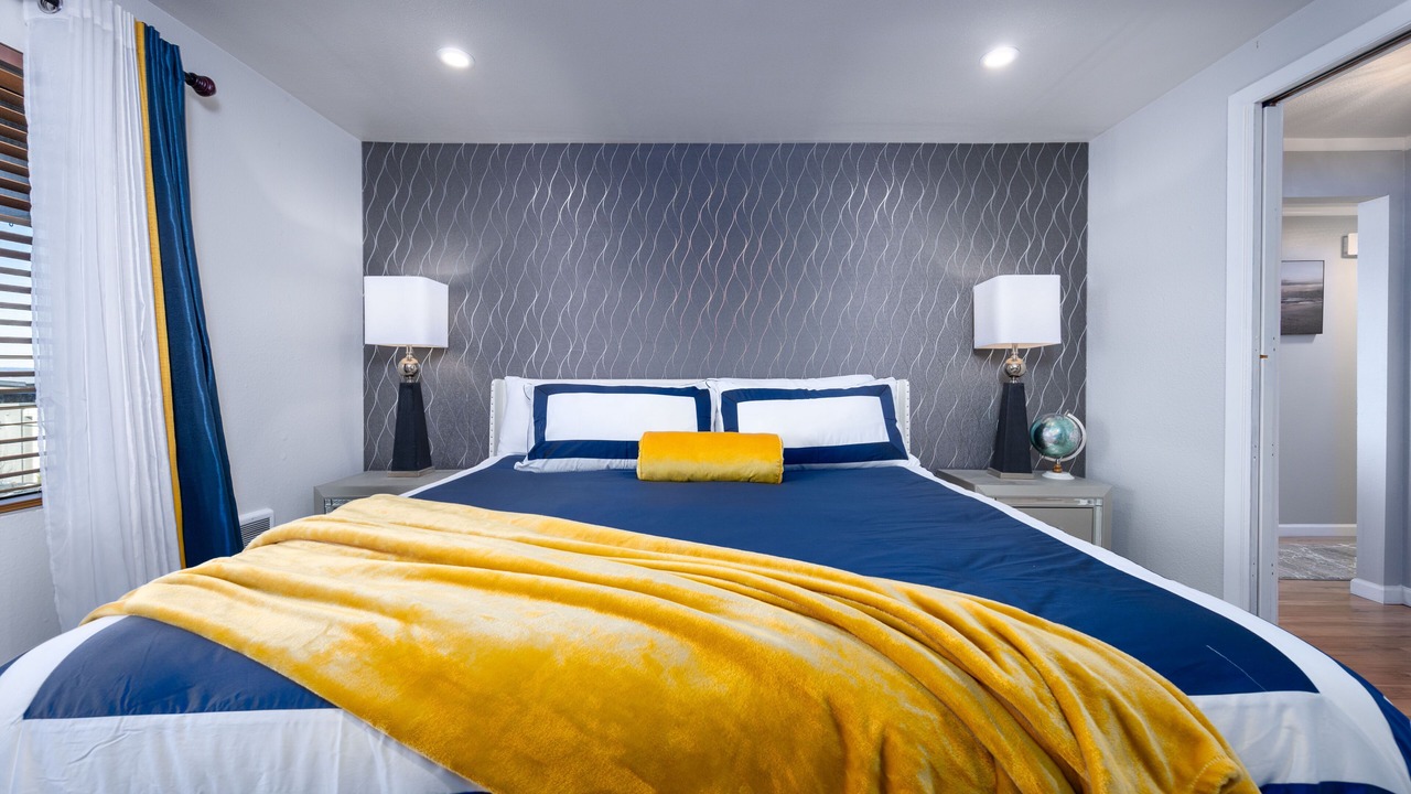 Photo of Bedroom in Des Moines