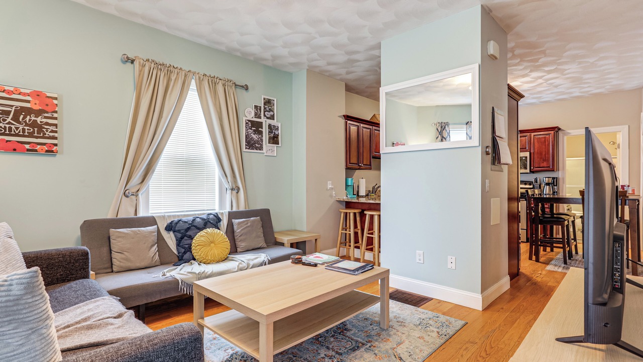 Photo of Livingroom in Providence