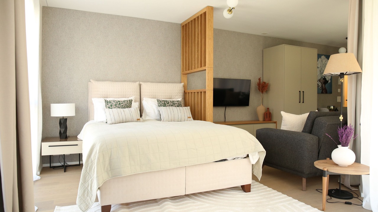 Photo of Bedroom in Center
