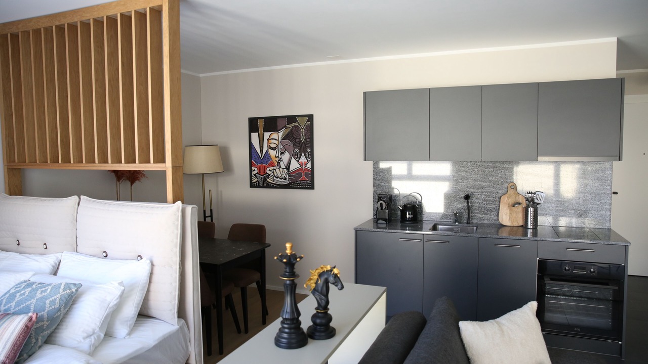 Photo of Bedroom in Center