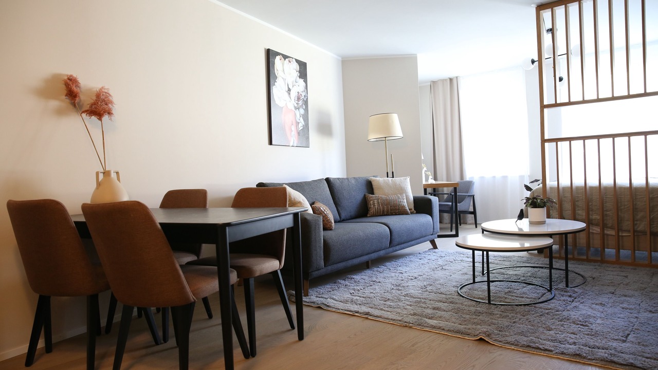 Photo of Livingroom in Center